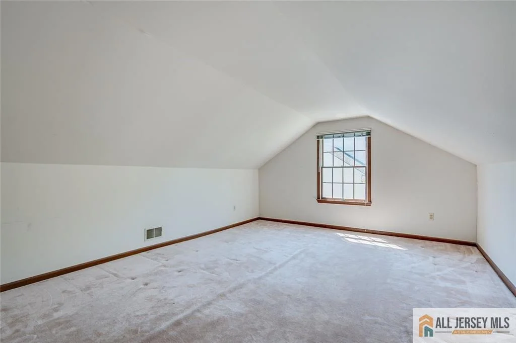 Photo of 194 Plainfield Road