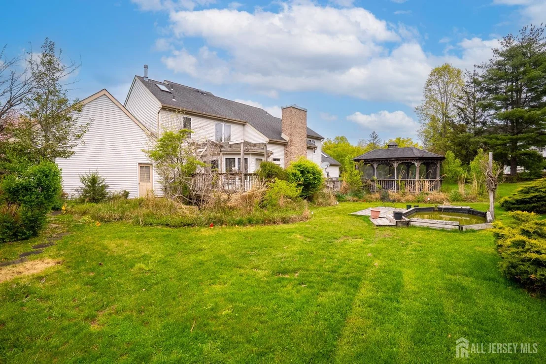 Photo of 20 Sapphire Drive