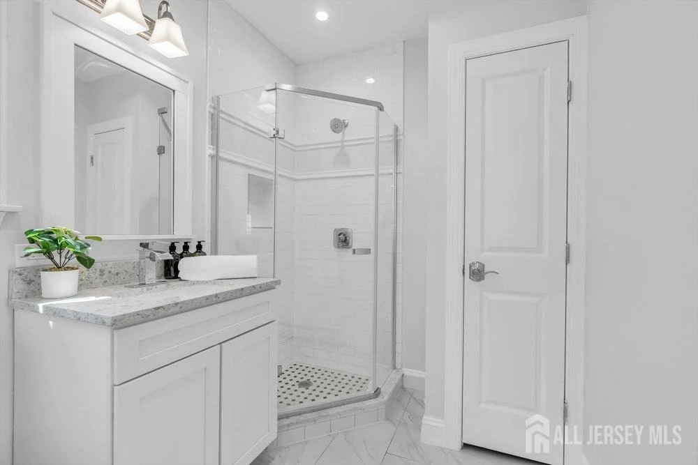 Photo of 141 Vanard Drive