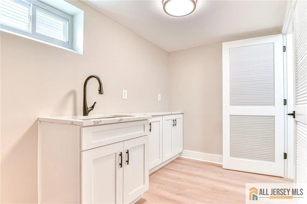 Photo of 32 Campbell Avenue