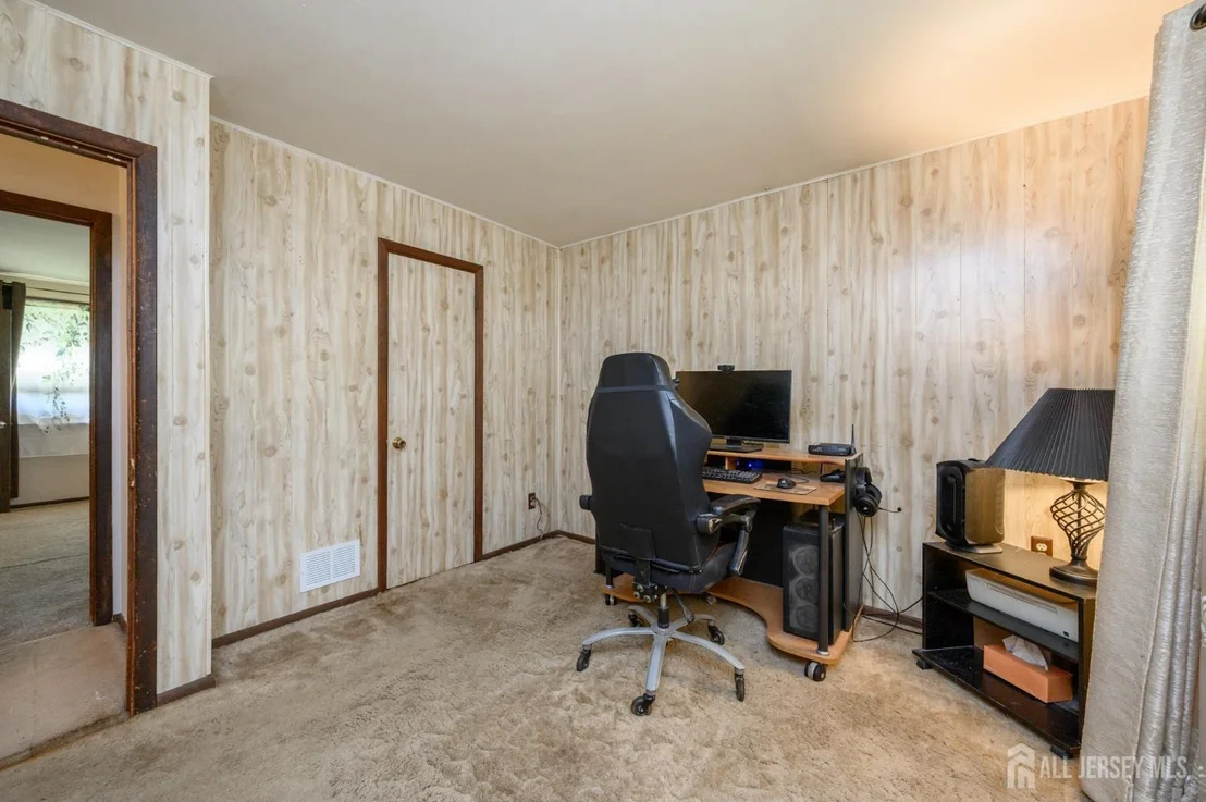 Photo of 839 Bowman Road