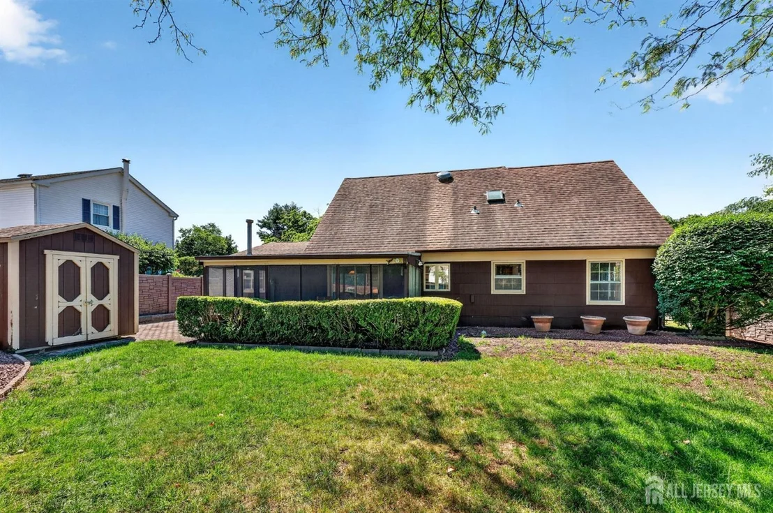 Photo of 29 Ormont Lane