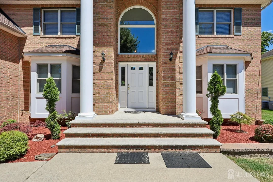 Photo of 6 Willow Drive