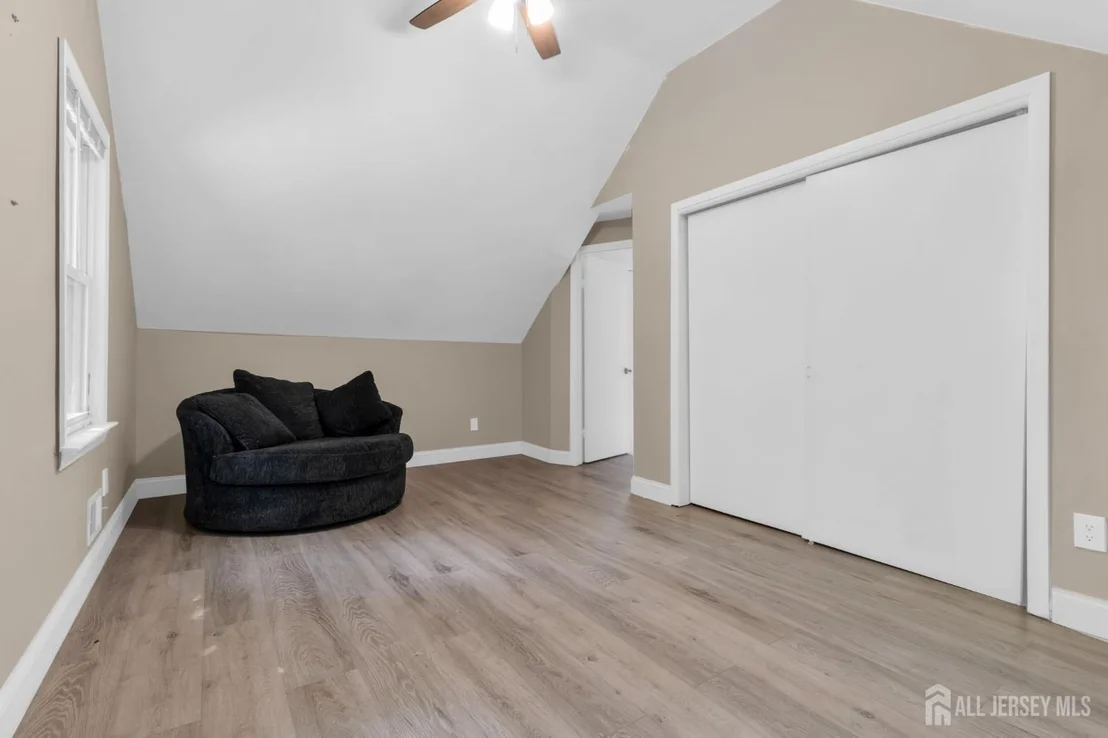 Photo of 303 Stephenson Avenue