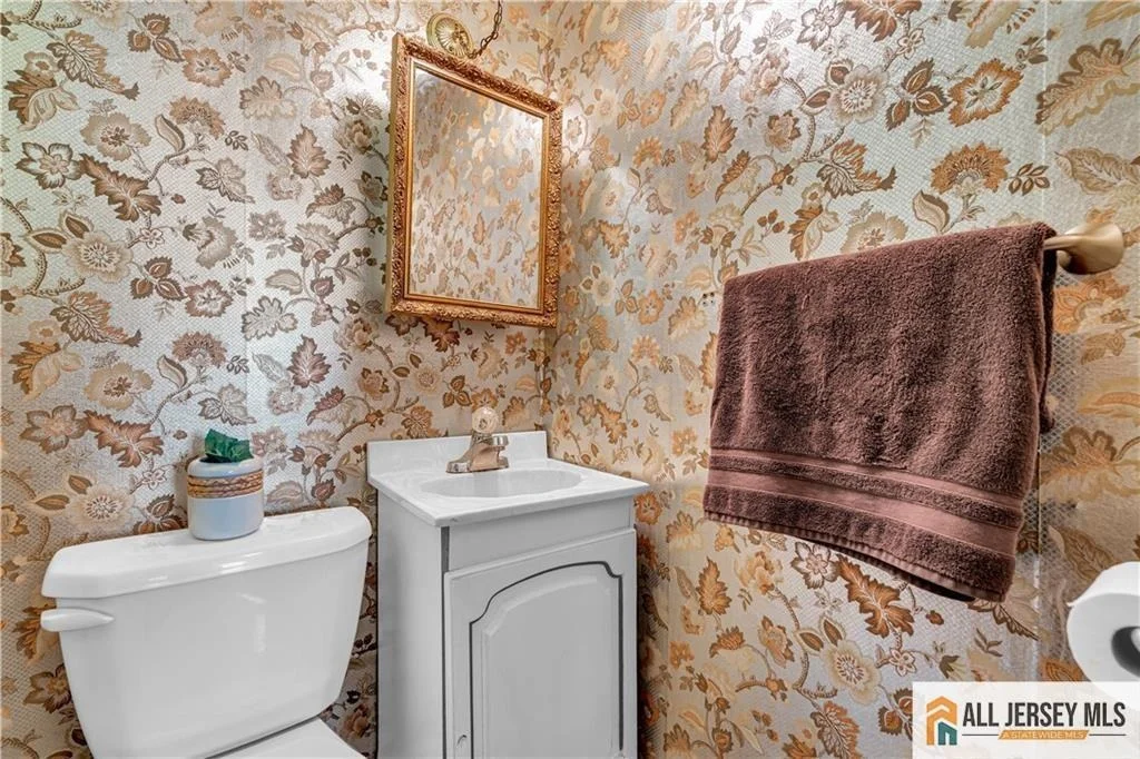 Photo of 8 Whitehall Avenue