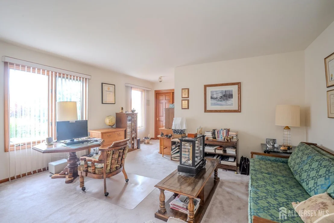Photo of 20 Sapphire Drive