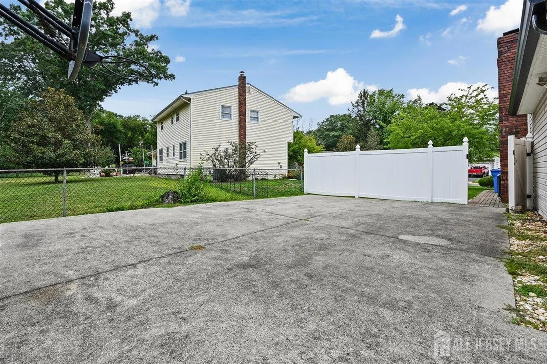 Photo of 8 dusko Drive