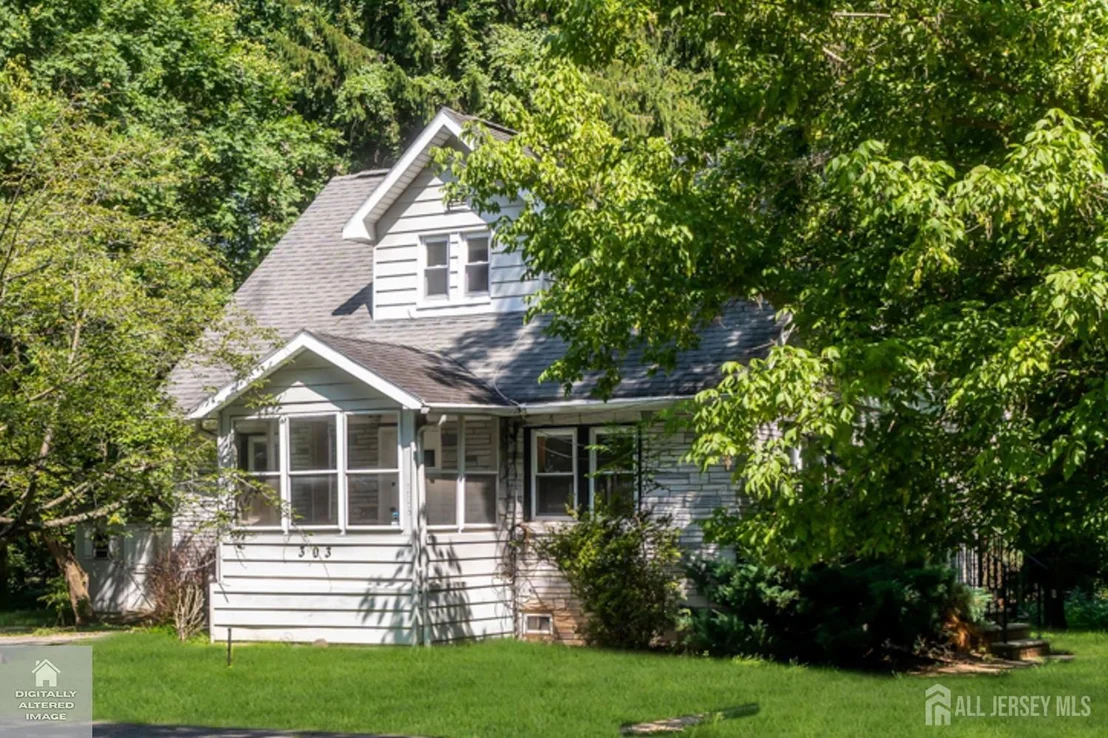 Photo of 303 Stephenson Avenue