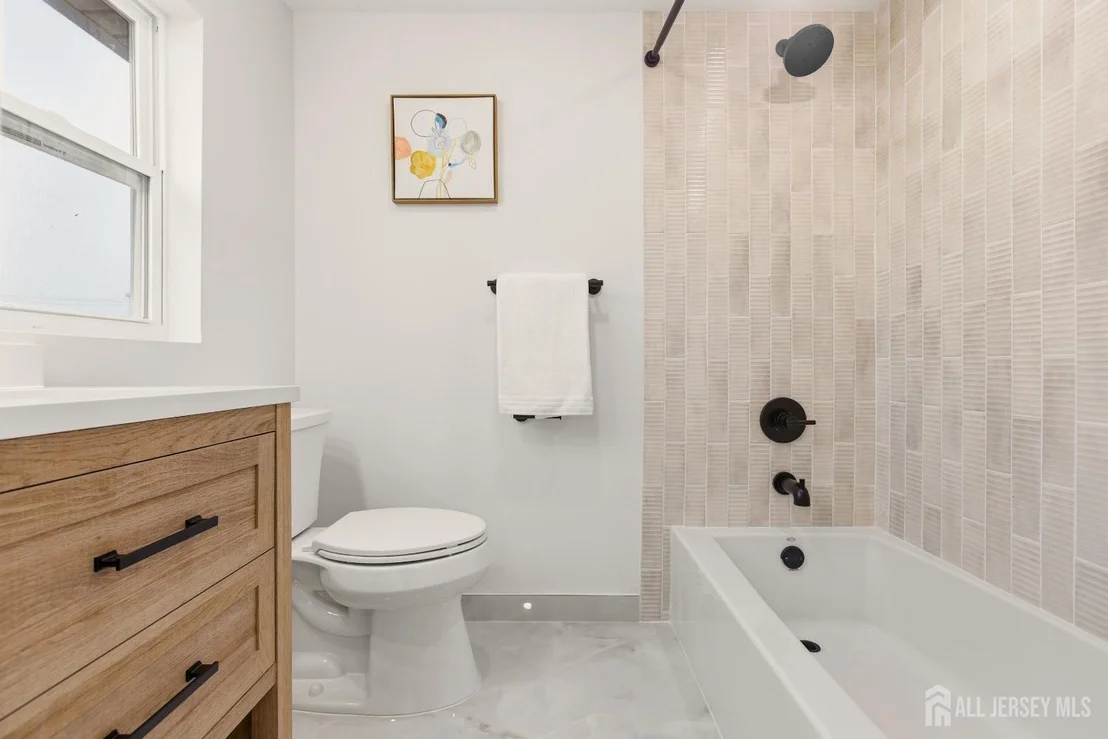 Photo of 23 Morse Avenue