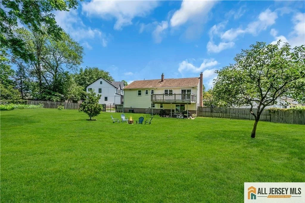 Photo of 8 Whitehall Avenue