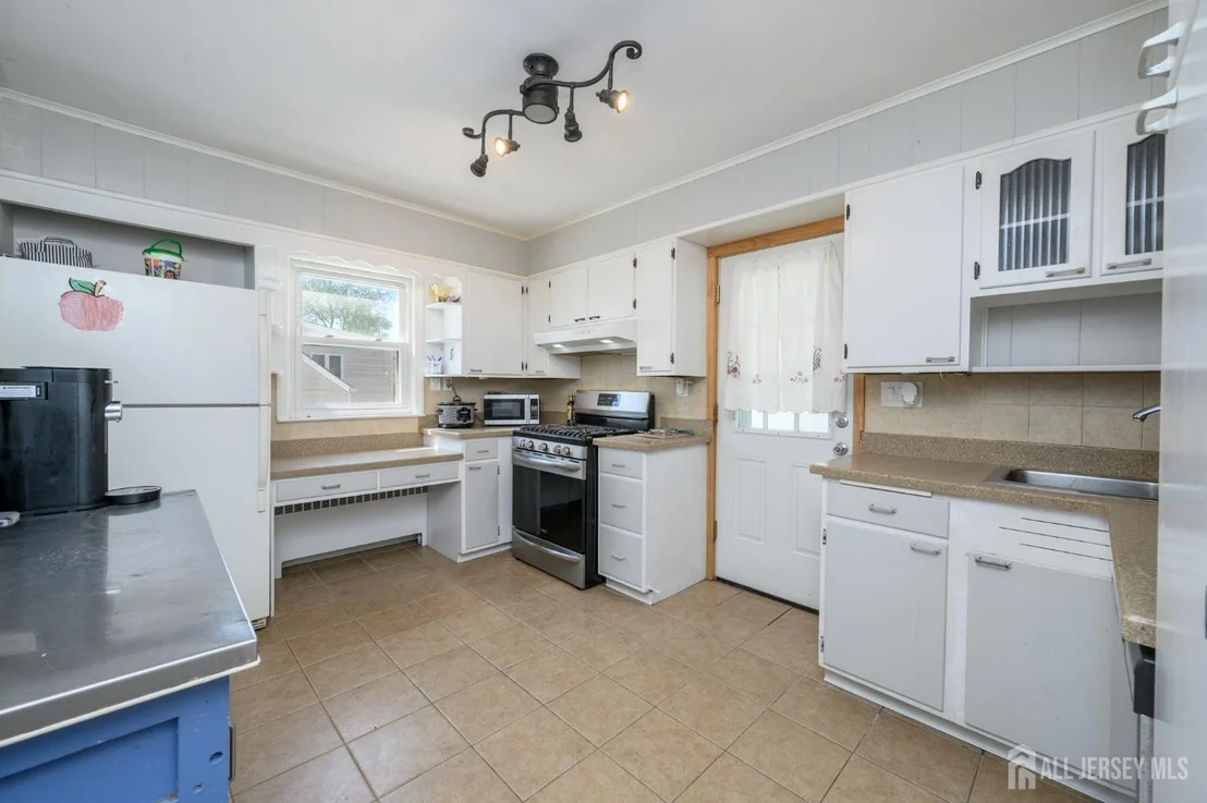Photo of 49 Colonial Drive