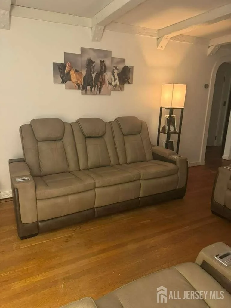Photo of 215 Summit Avenue