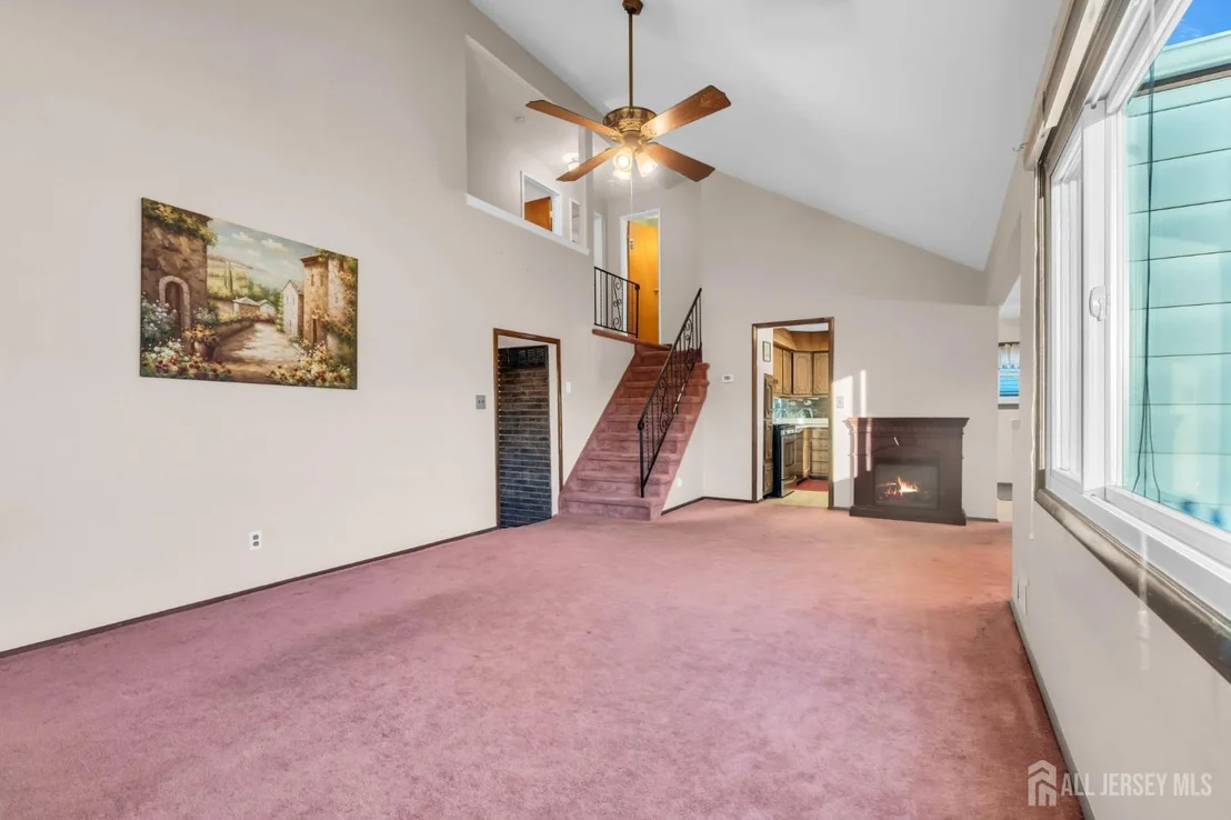 Photo of 140 Camelot Drive