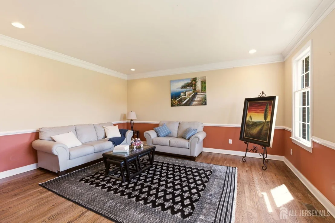 Photo of 3 Longbow Terrace