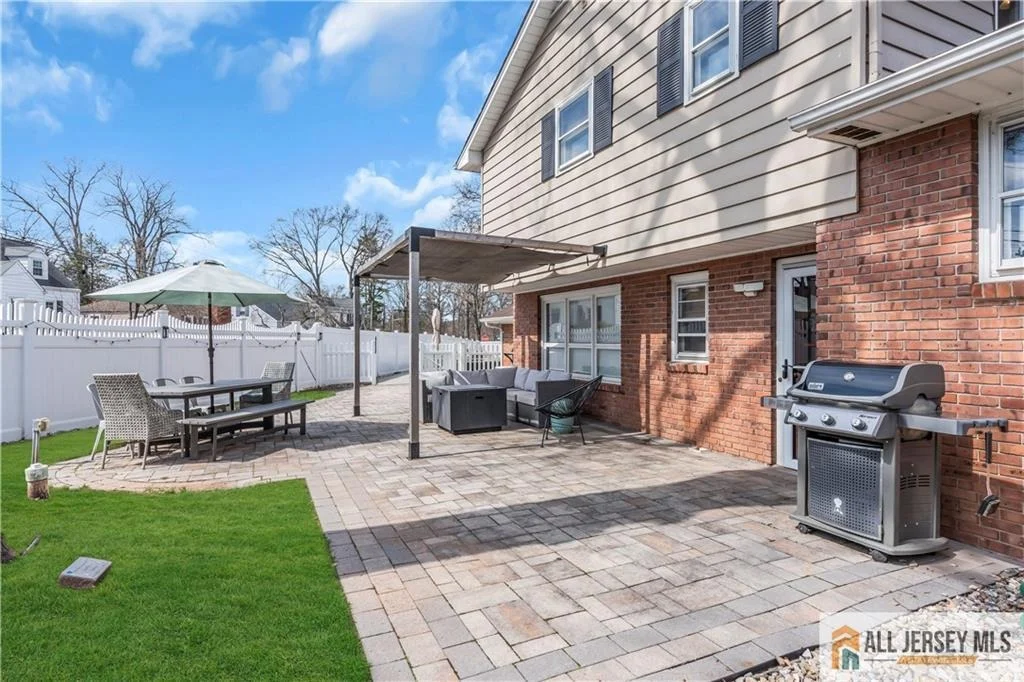 Photo of 110 Oak Drive