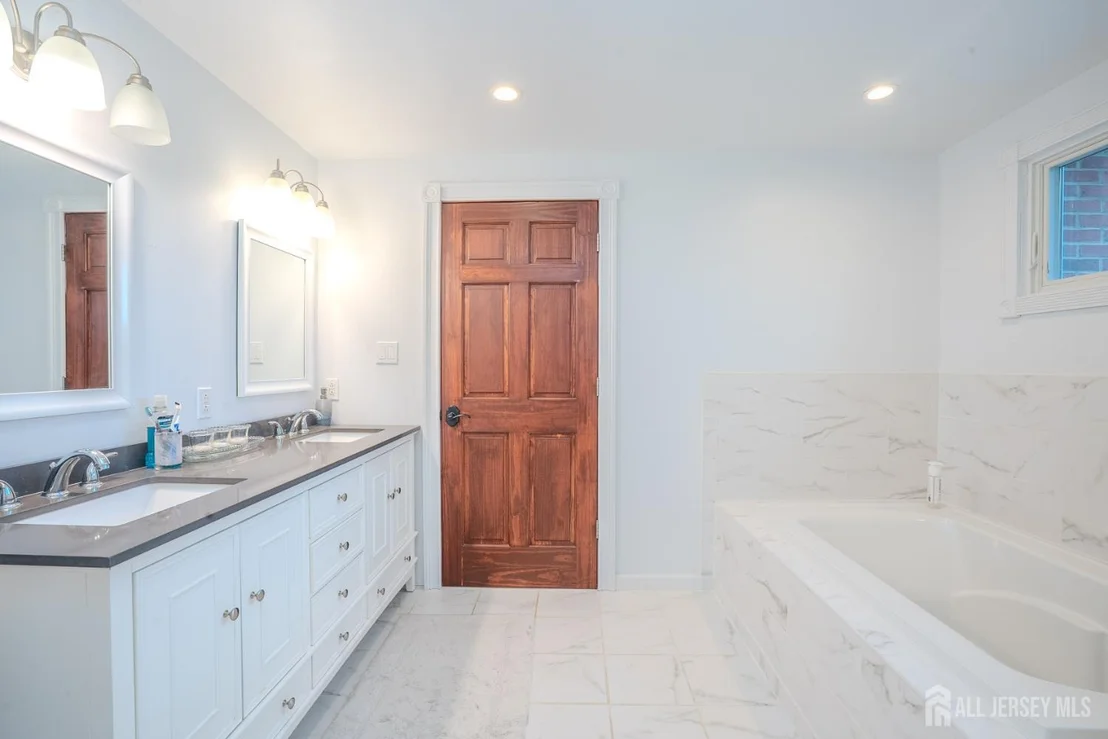 Photo of 51 Orchardside Drive