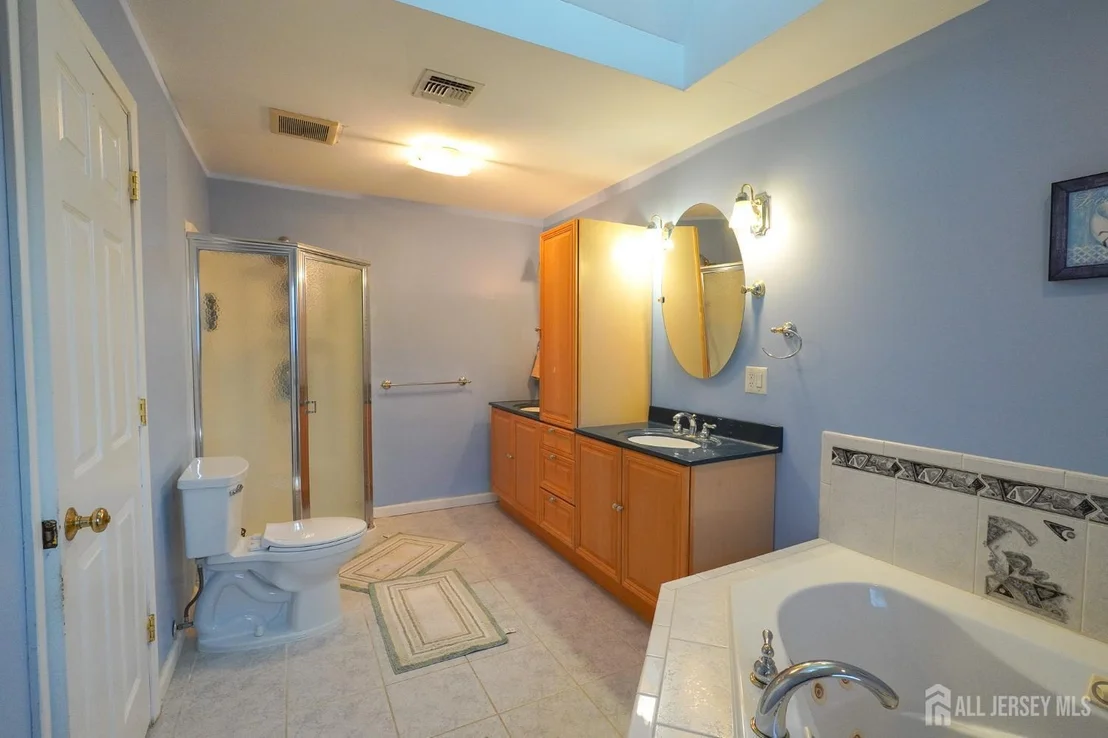 Photo of 3 E Charles Court