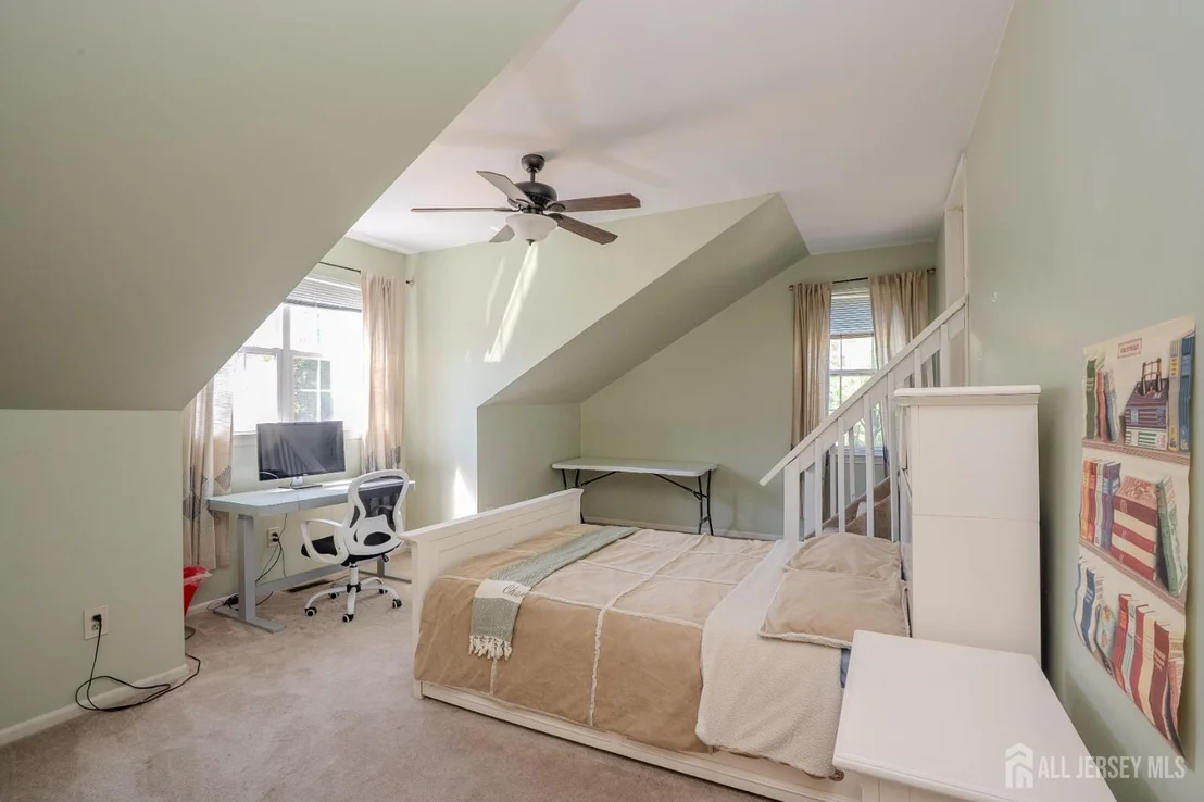 Photo of 6 Ruedeman Drive