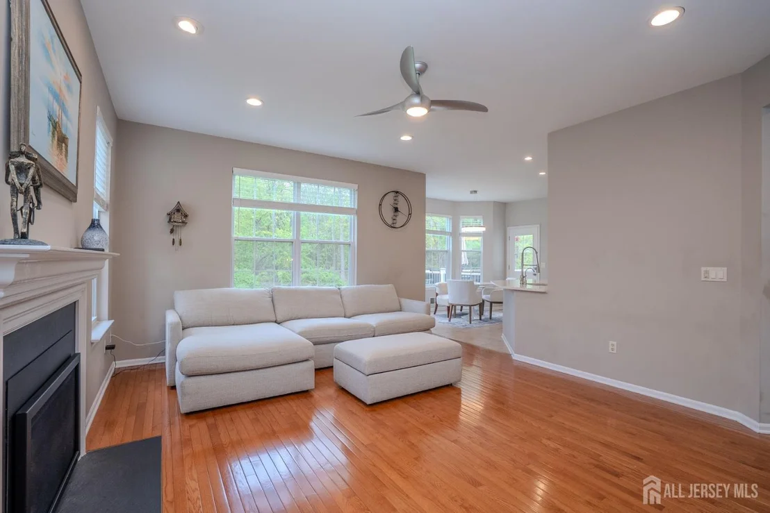Photo of 23 Huntley Way