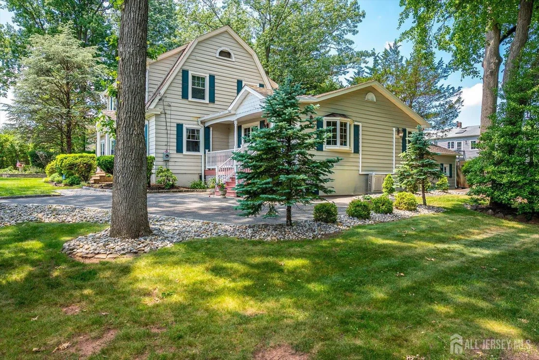 Photo of 102 Michael Street