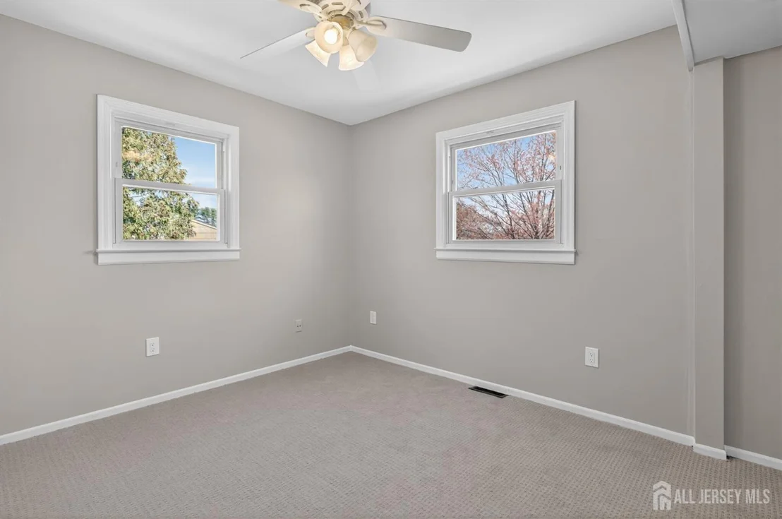 Photo of 8 Starodub Drive