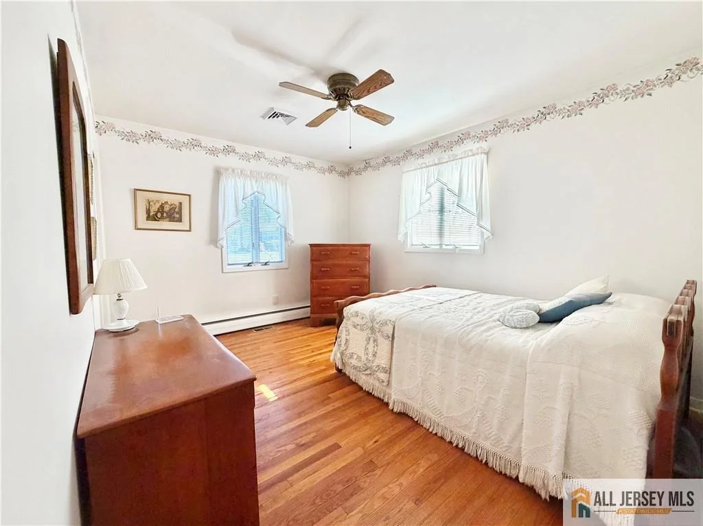 Photo of 5 Holmes Road
