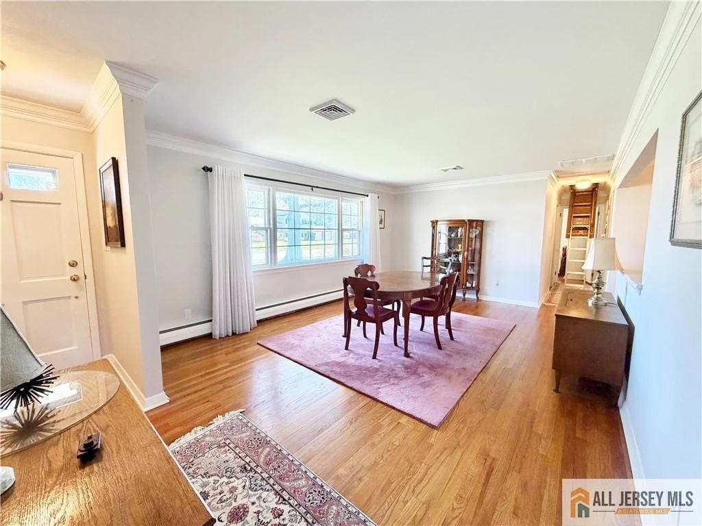 Photo of 5 Holmes Road