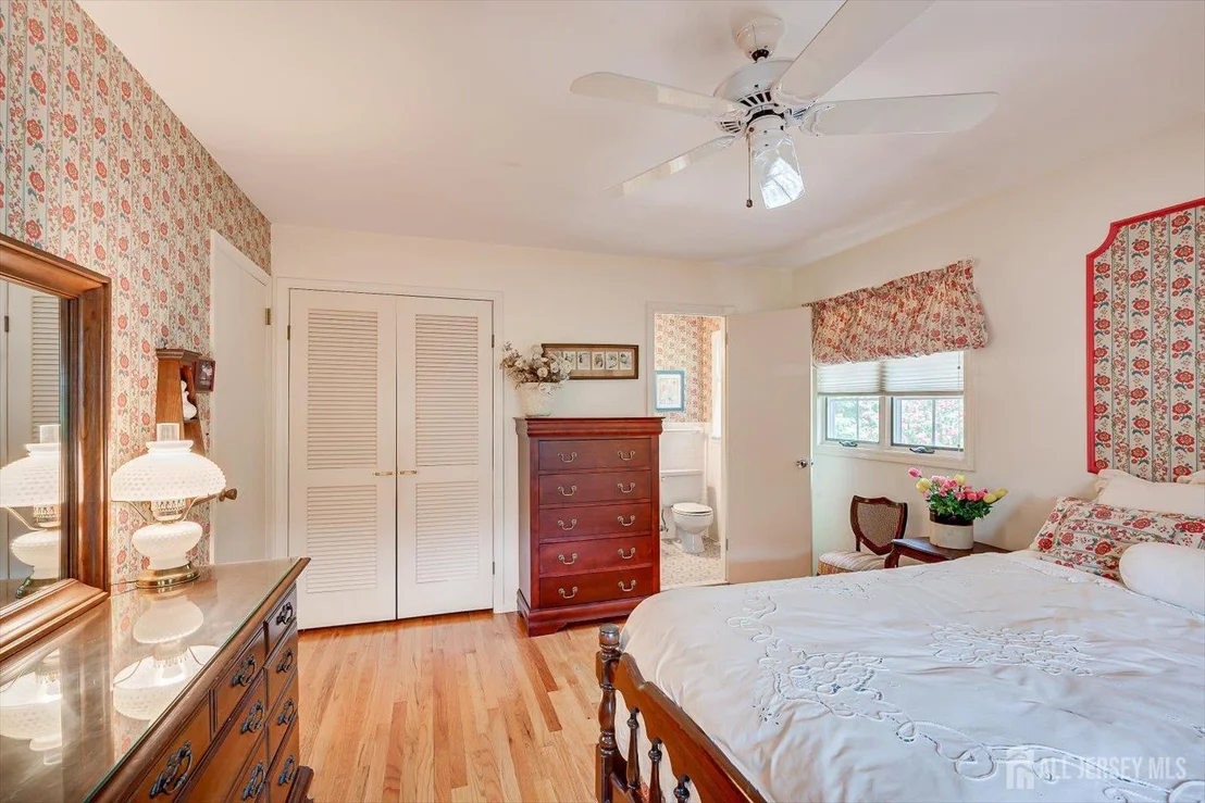 Photo of 560 Wakefield Drive