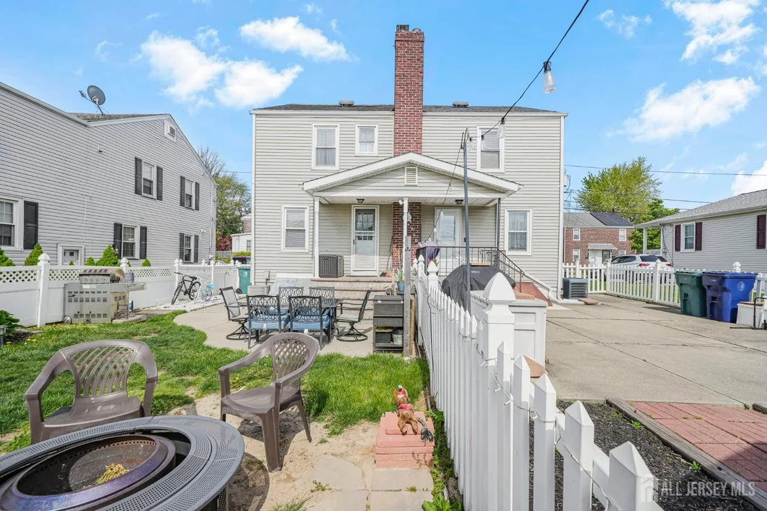 Photo of 684 Colgate Avenue