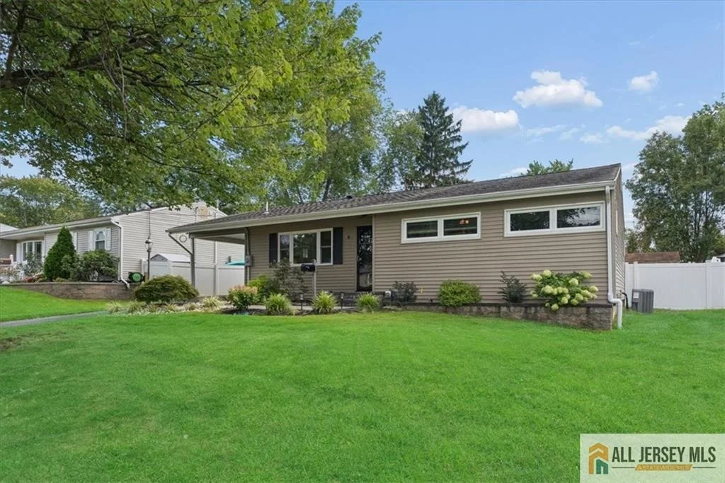 Photo of 9 Bucknell Road