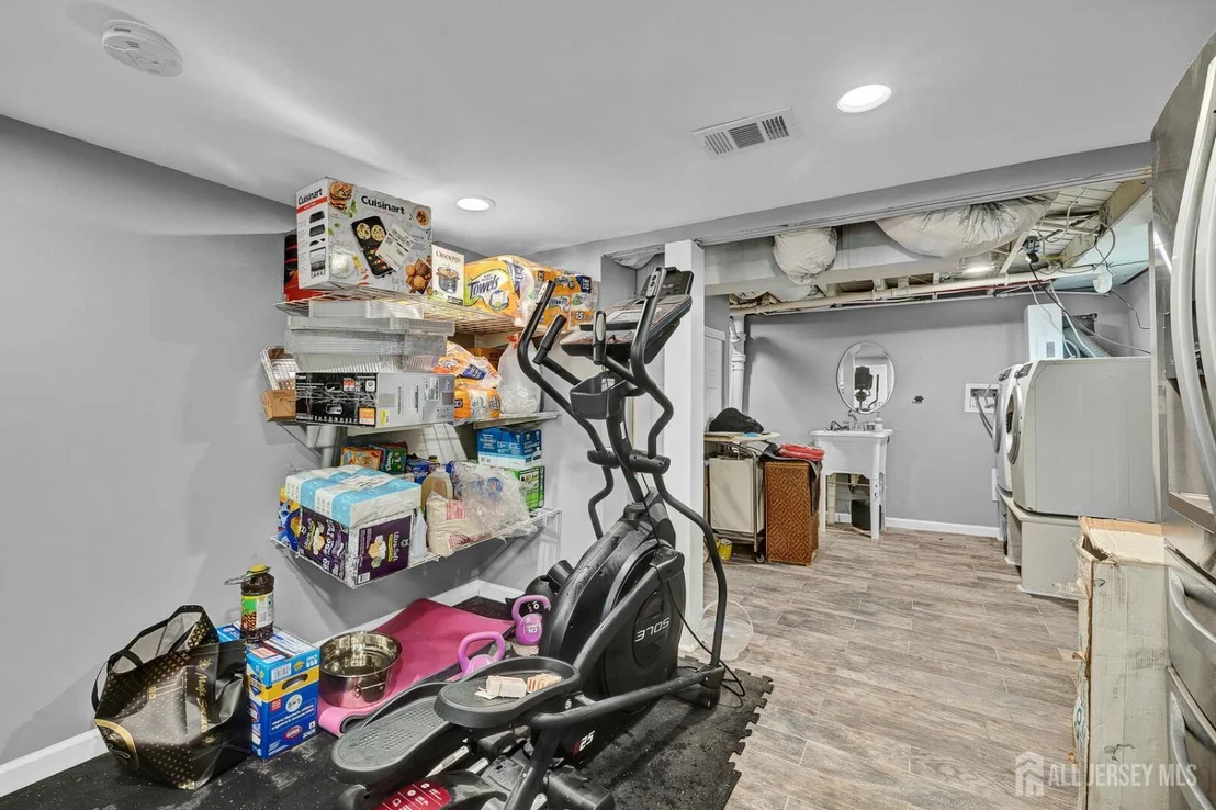 Photo of 91 Crestview Road