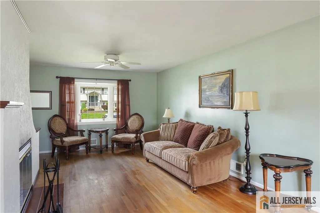 Photo of 43 Richards Drive