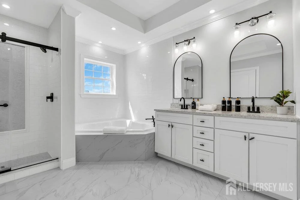 Photo of 141 Vanard Drive