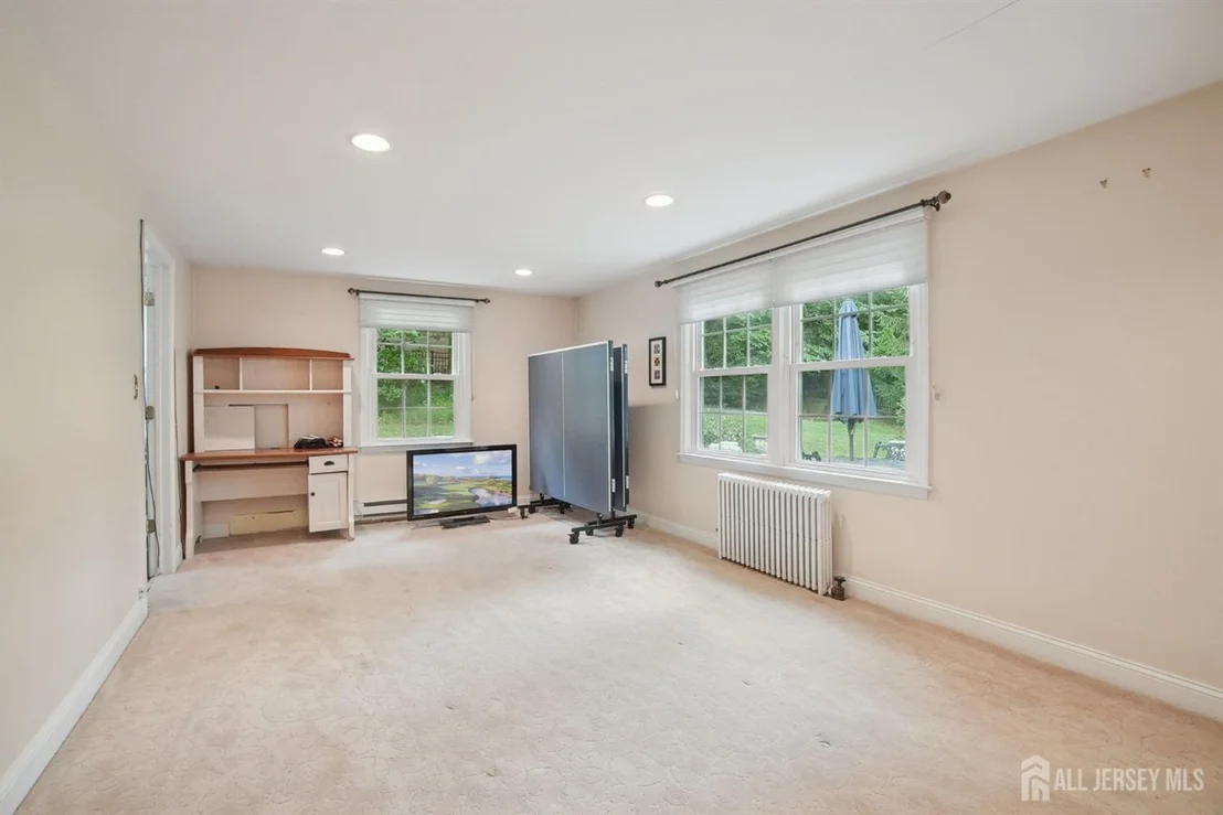 Photo of 12 Edgewood Road