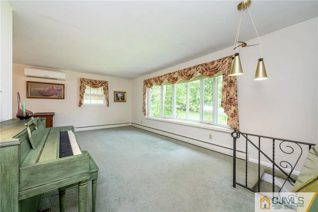 Photo of 4 Mountainview Lane