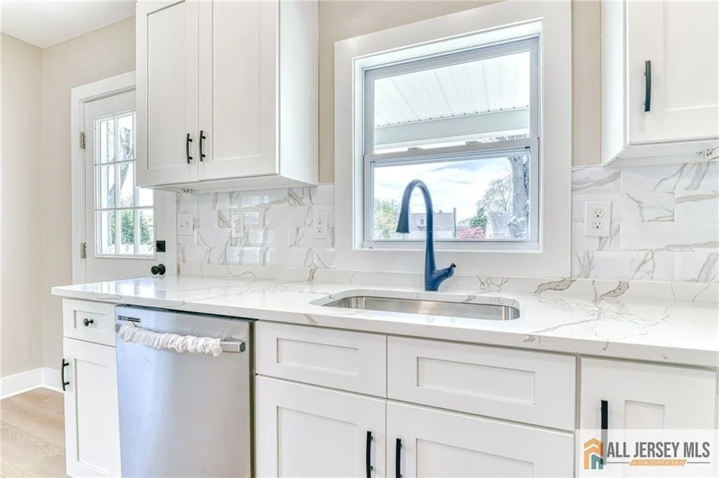 Photo of 32 Campbell Avenue