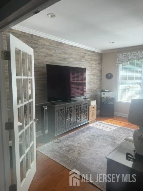 Photo of 79 Crescent Way