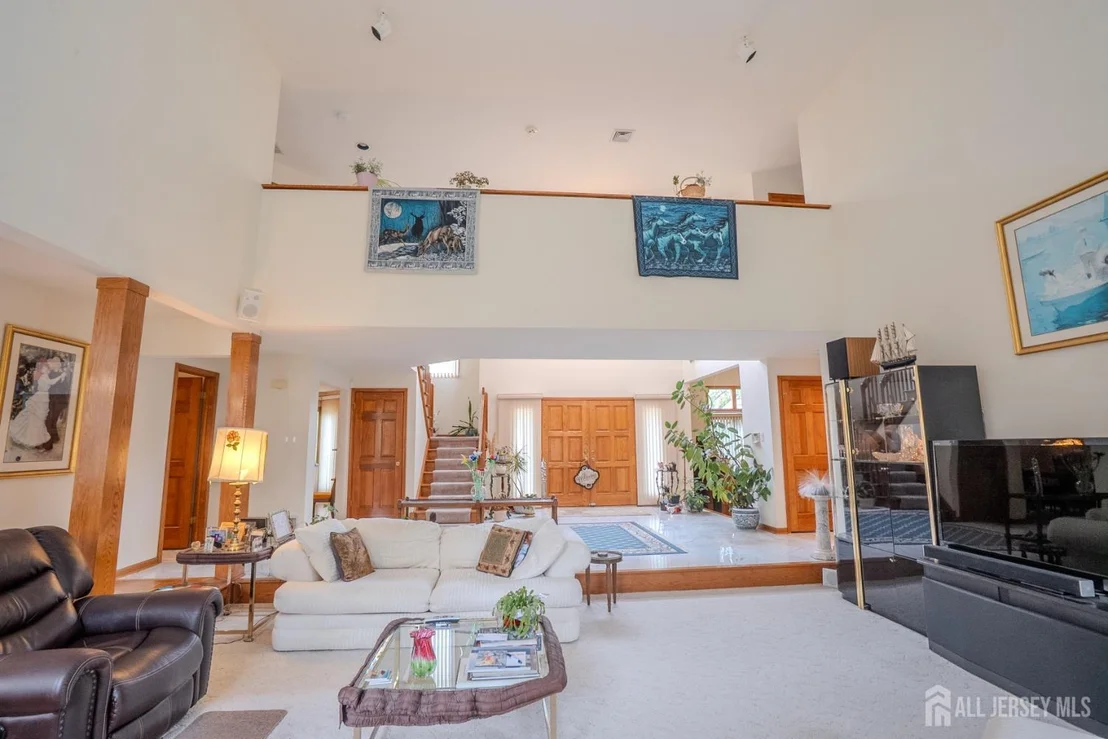 Photo of 20 Sapphire Drive