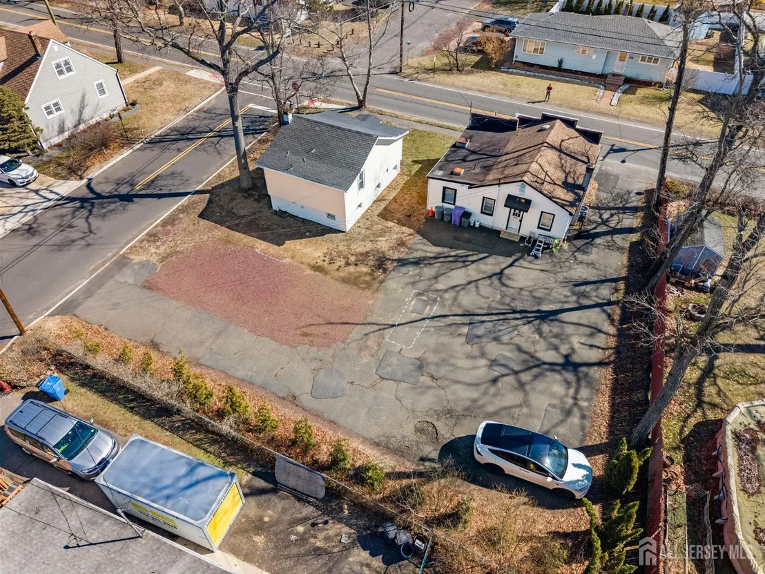 Photo of 294 Devoe Avenue