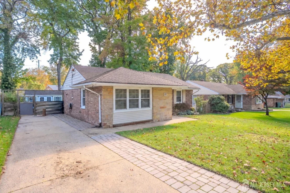 Photo of 17 Melville Road