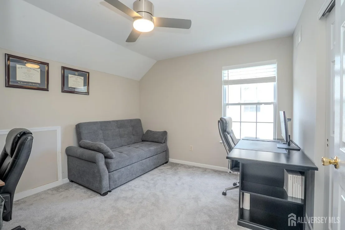 Photo of 23 Huntley Way