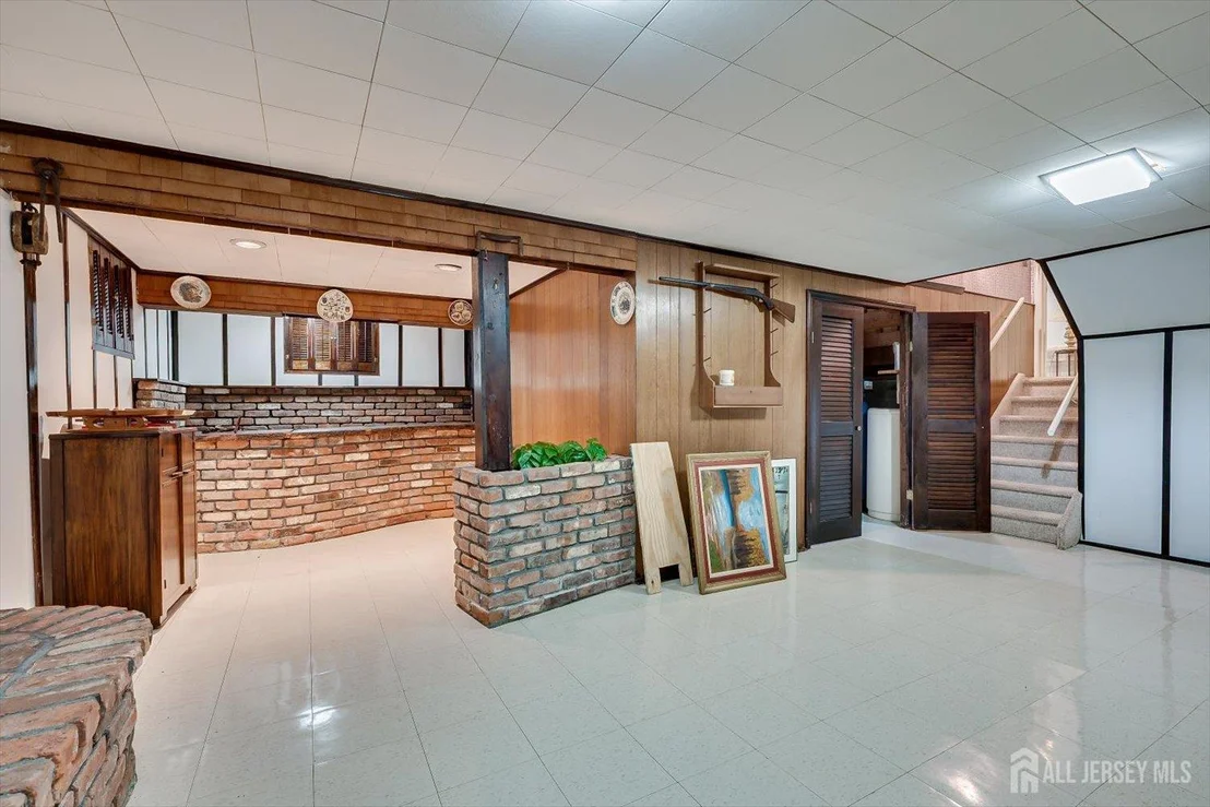 Photo of 560 Wakefield Drive