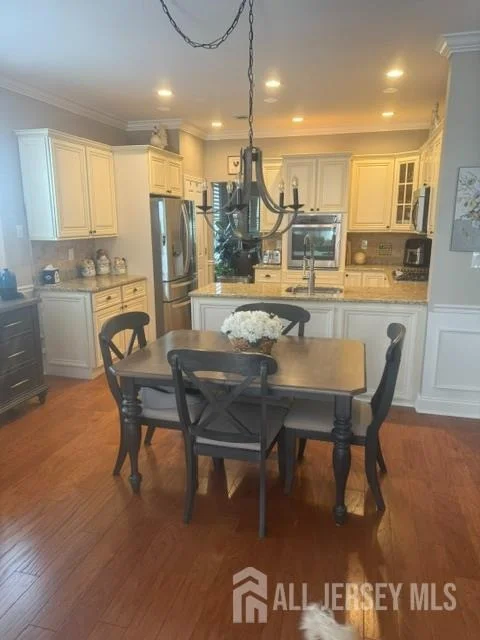 Photo of 79 Crescent Way