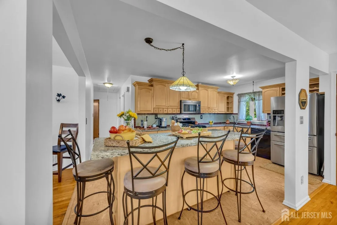 Photo of 7 S Brook Drive