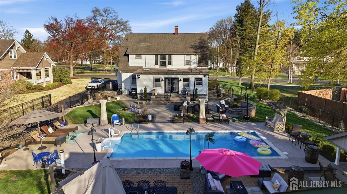 Photo of 151 Beechwood Avenue