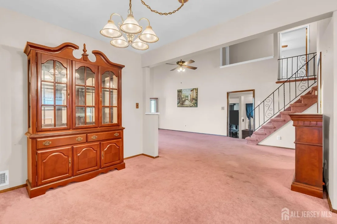 Photo of 140 Camelot Drive