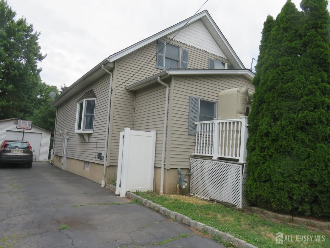 Photo of 12 Tonlyn Place
