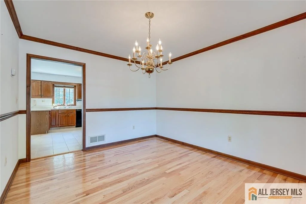 Photo of 194 Plainfield Road