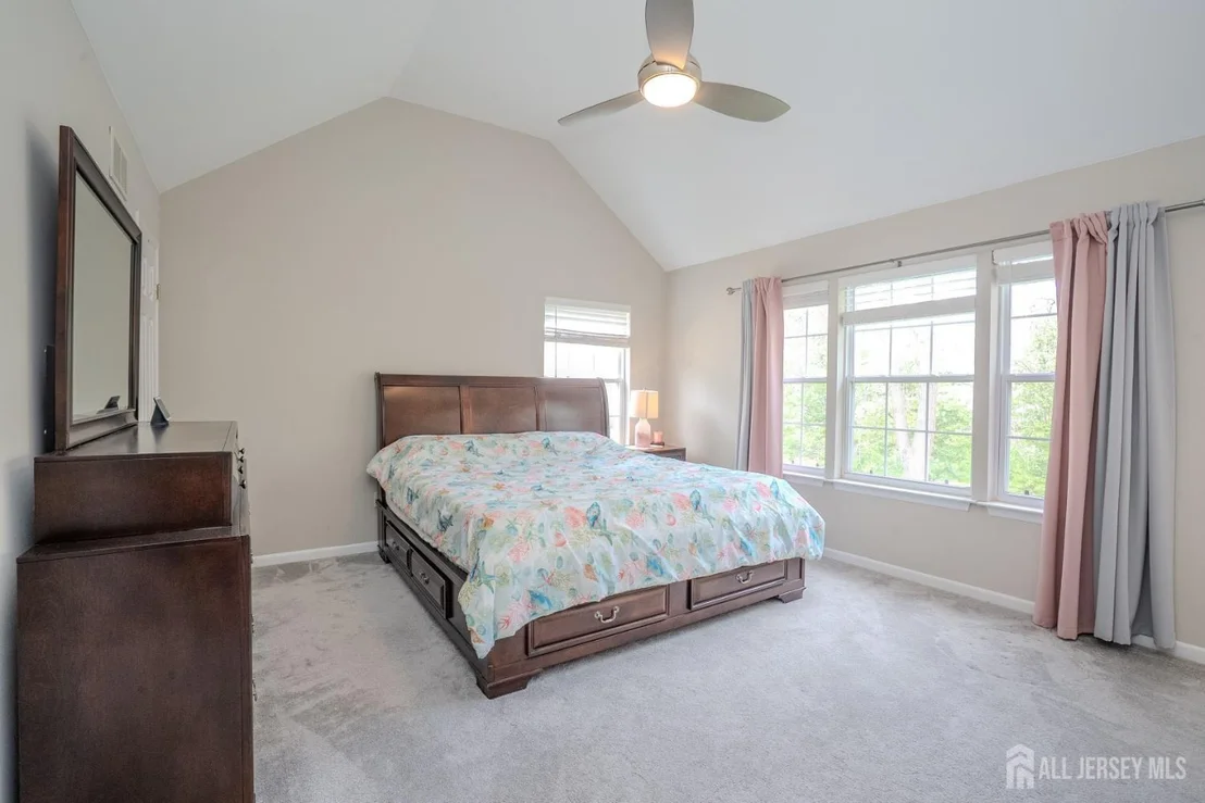 Photo of 23 Huntley Way