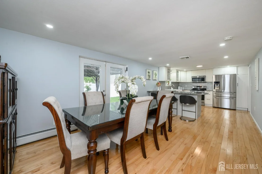 Photo of 519 Calvert Road